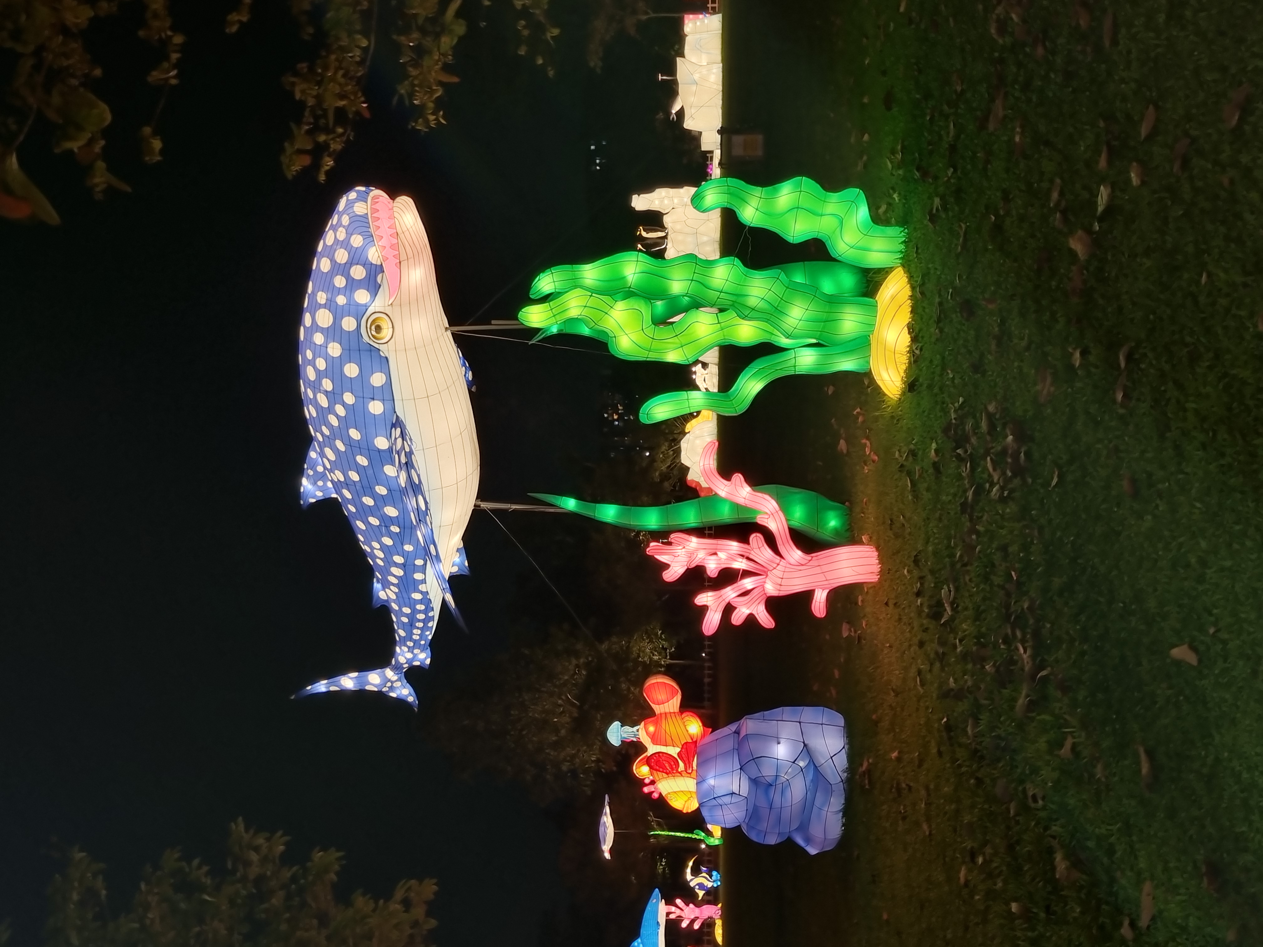 Jurong Lake Gardens Mid Autumn Festival Underwater World Lantern